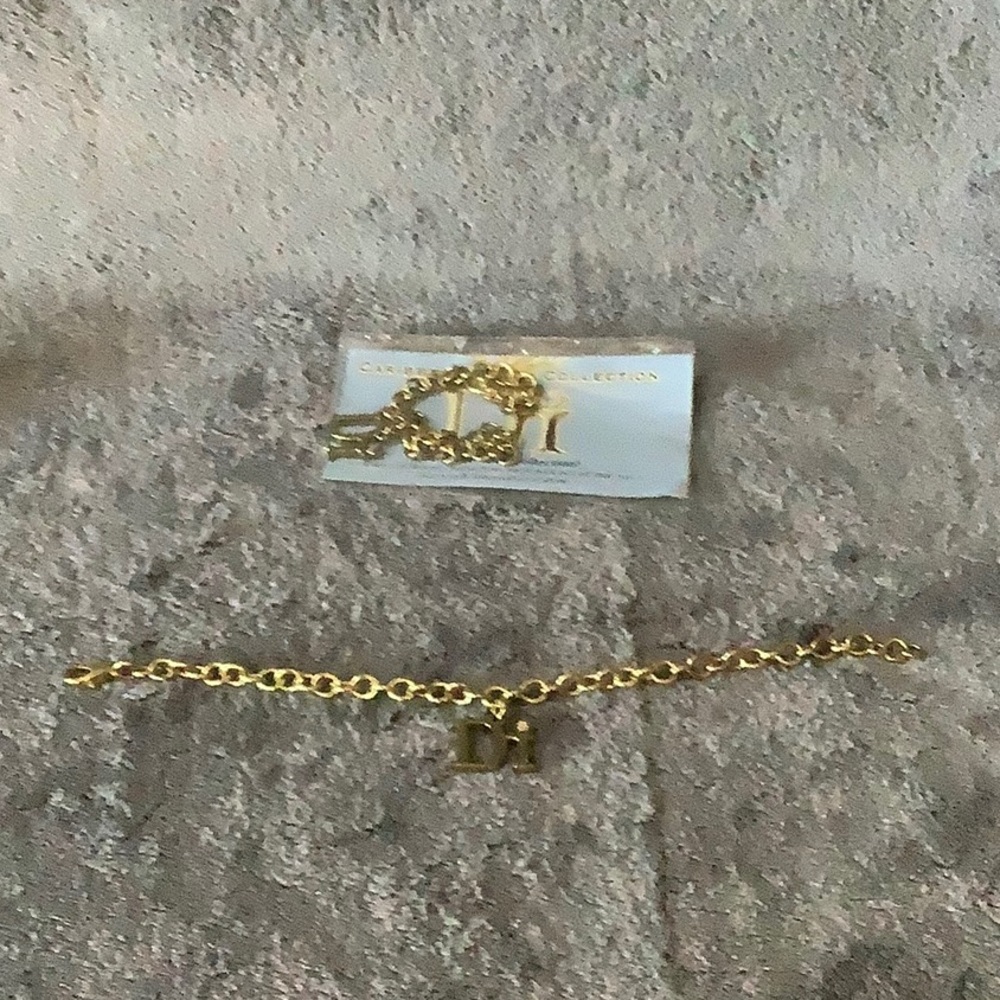 NWT Set of 2 Diamonds International Charm Bracelets